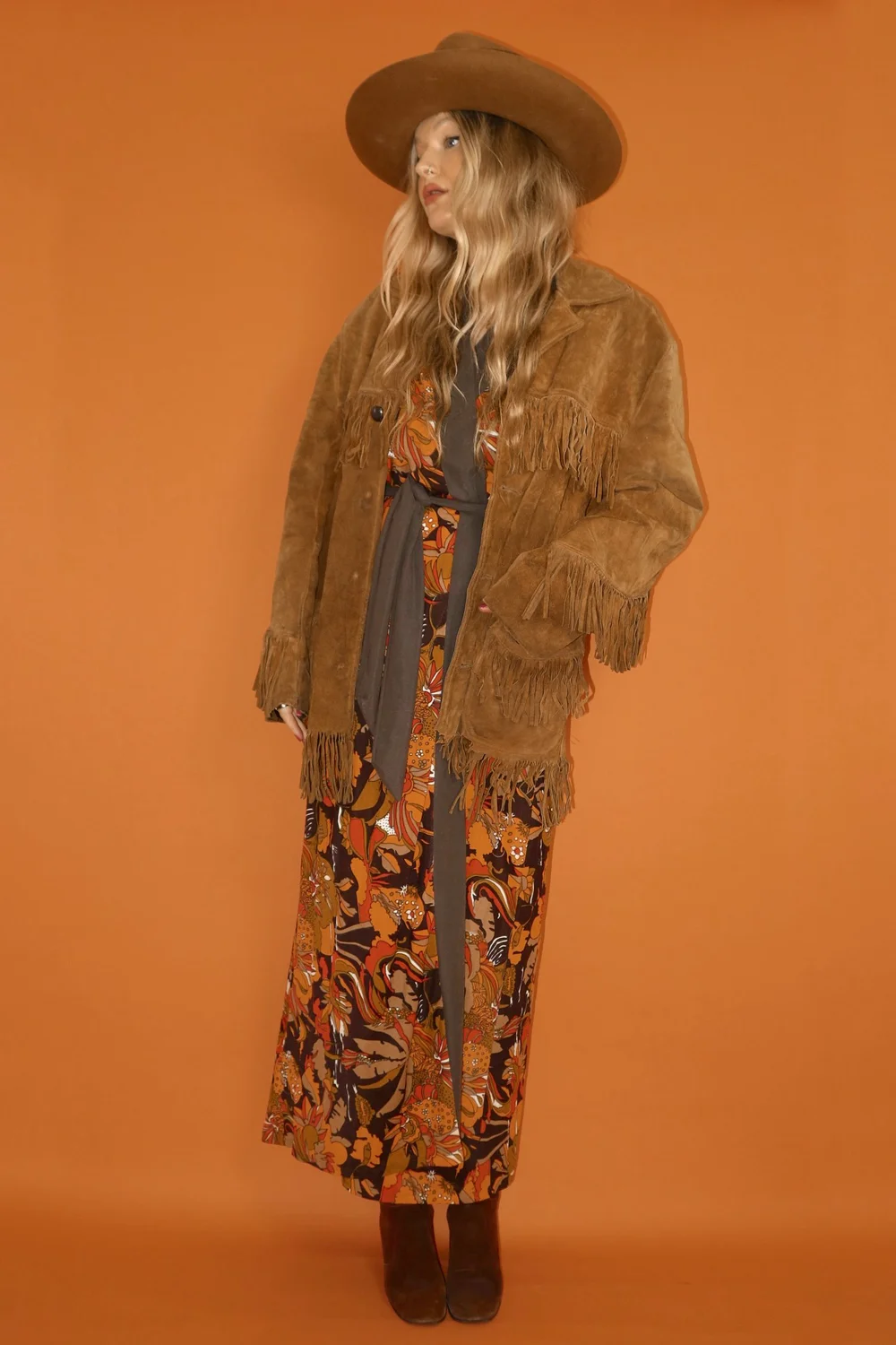 VINTAGE 70S FRINGED SUEDE TASSEL TAN BROWN WESTERN JACKET - XLARGE